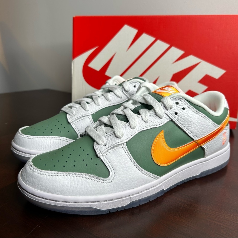 Nike Dunk Low SE NY vs. NY (8.5M/10W) ~NY Knicks~